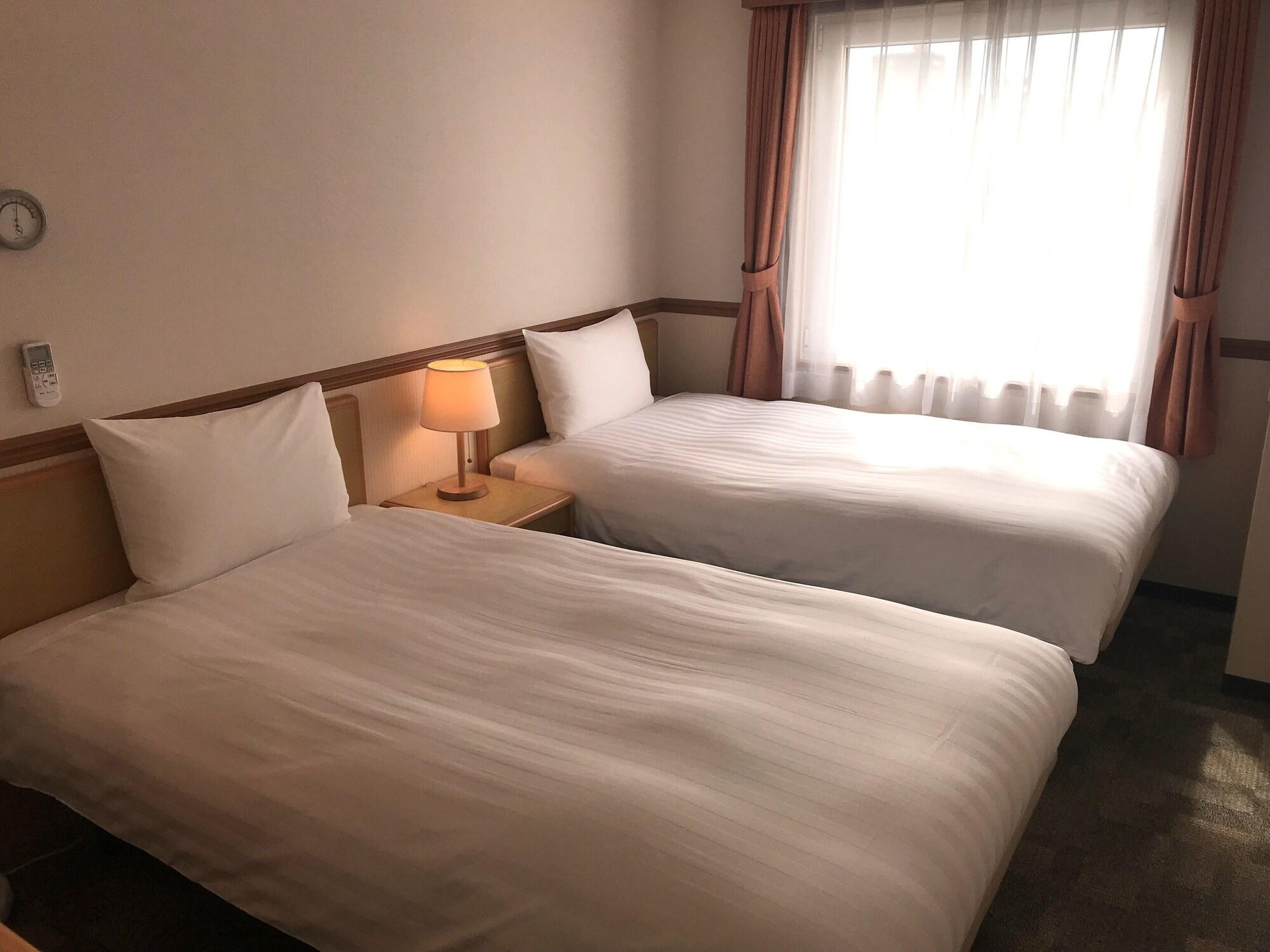 Toyoko Inn Hiroshima Heiwa-Odori Kültér fotó